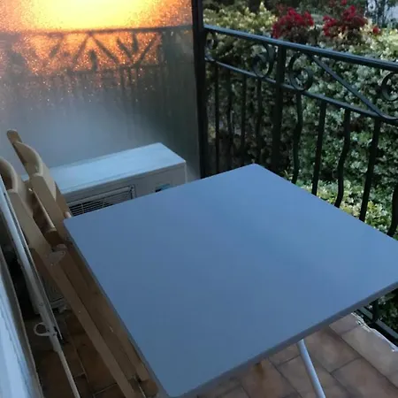 Studio In The Center Of Saint-Jean-Cap-Ferrat Exterior foto