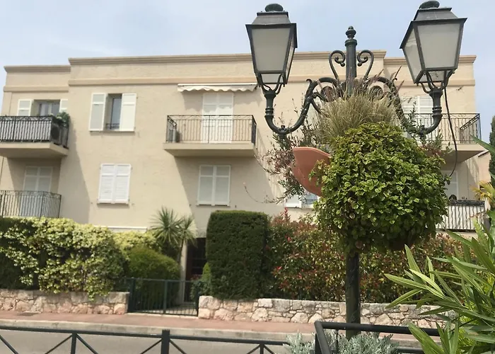 Studio In The Center Of Saint-Jean-Cap-Ferrat